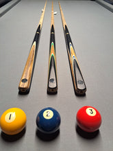 Load image into Gallery viewer, &quot;Classic&quot; Pool/Snooker Cue And Mini Butt
