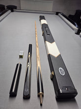 Load image into Gallery viewer, &quot;White Strike&quot; Cue and Case Bundle
